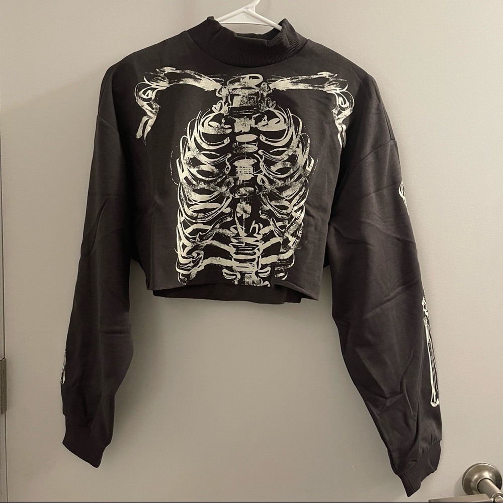 H&M Dark Gray Skeleton Print Sweater
